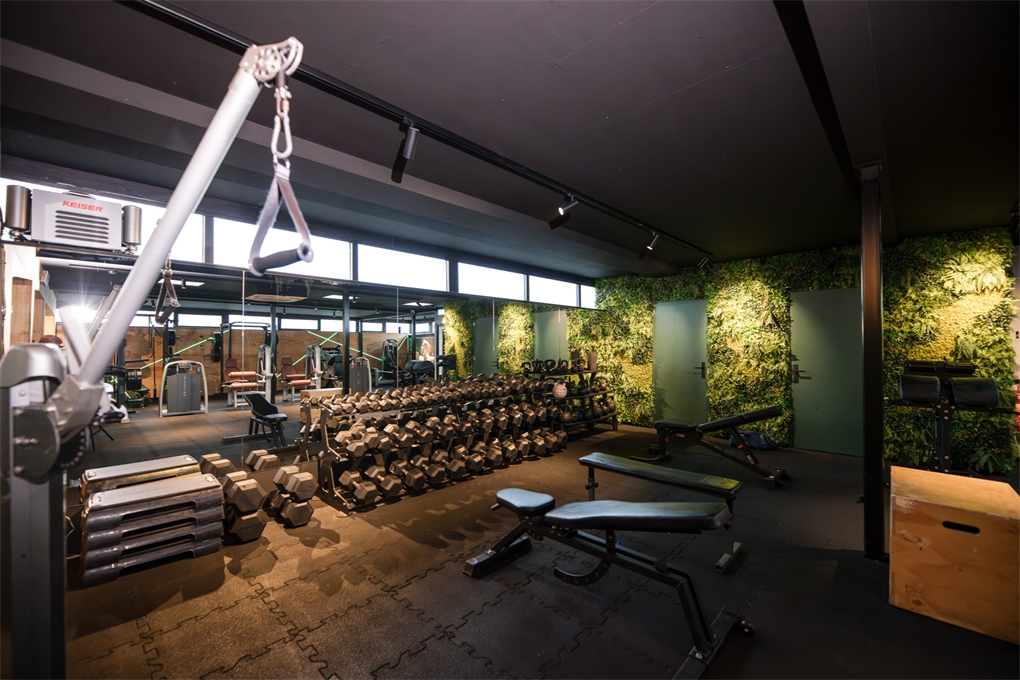 To The Max Gym